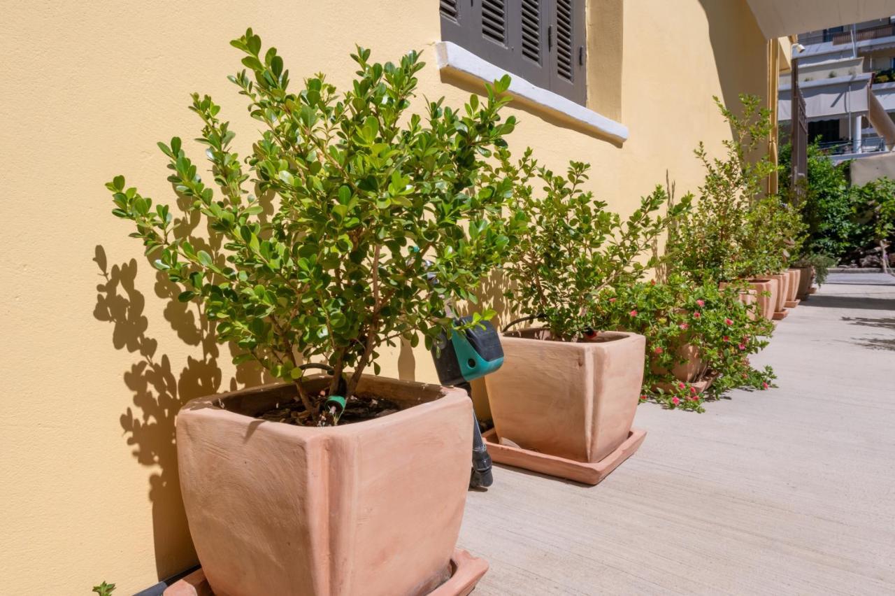 Linas Home - Kalamata Mediterranean Villas Bagian luar foto