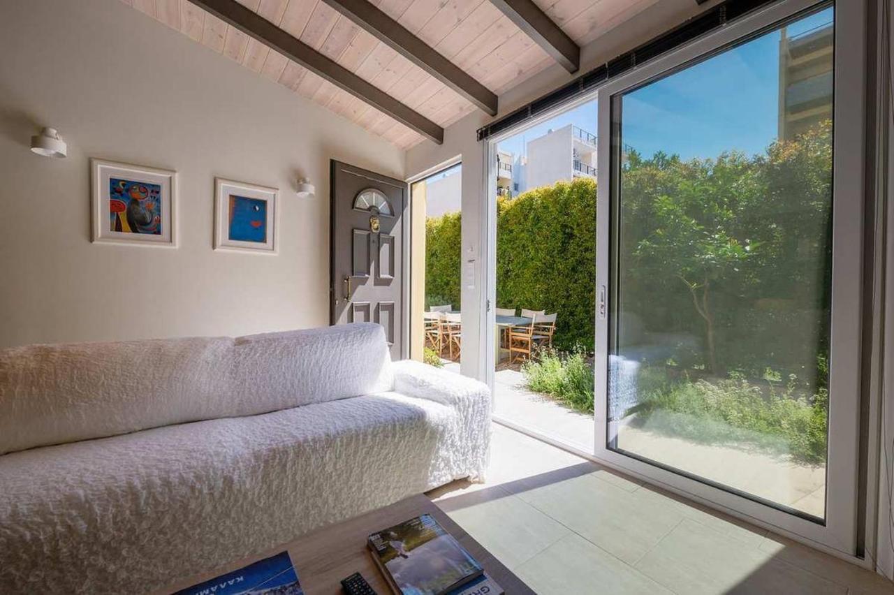 Linas Home - Kalamata Mediterranean Villas Bagian luar foto